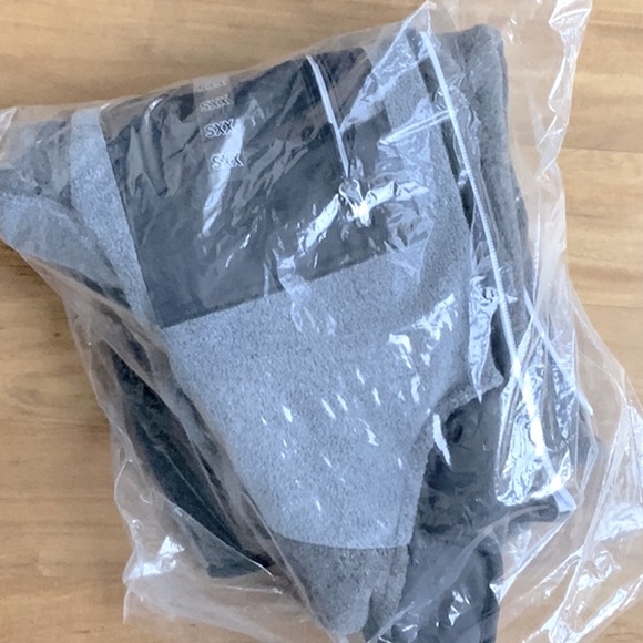 Uniqlo Fleece Full-Zip Jacket Dark Grey - Picture 5 of 7